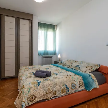 Apartman Luxury Overlooking The