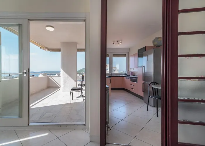 Luxury Overlooking The Apartman Split