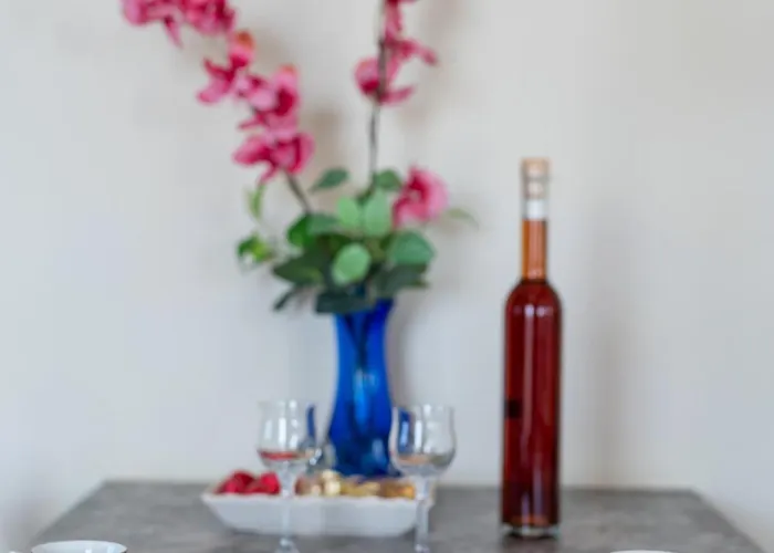 Luxury Overlooking The Apartman